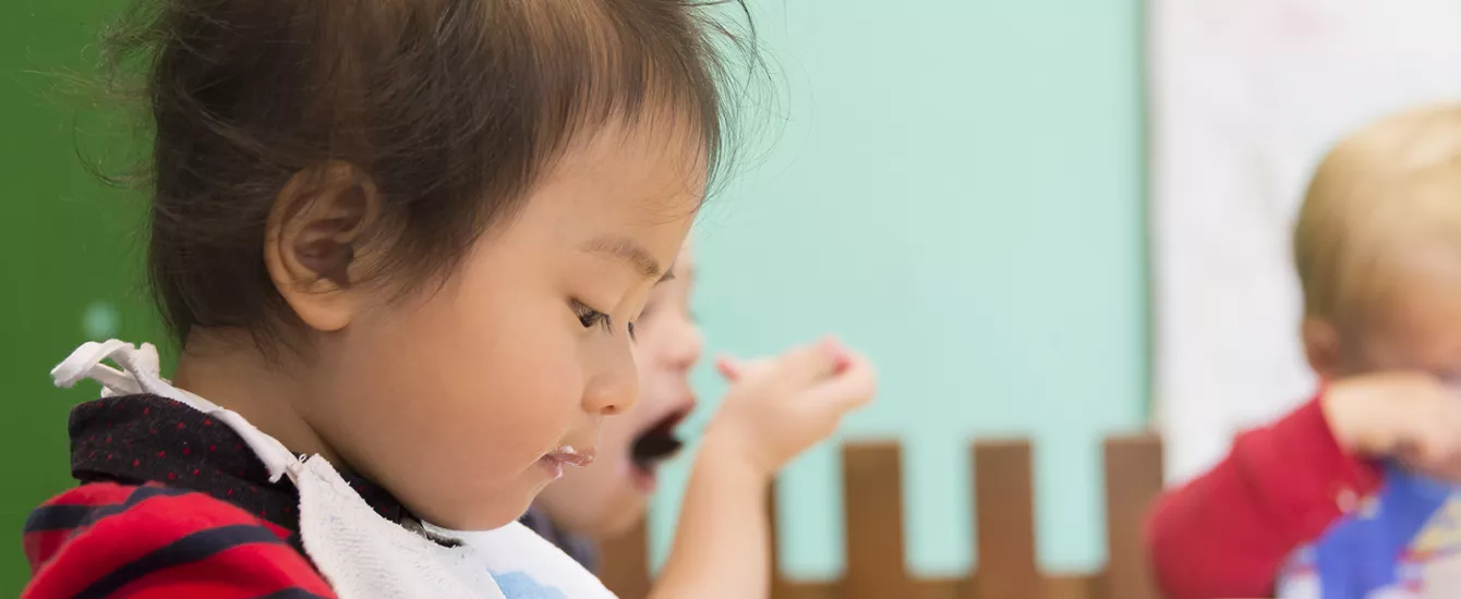 Enfant à la crèche